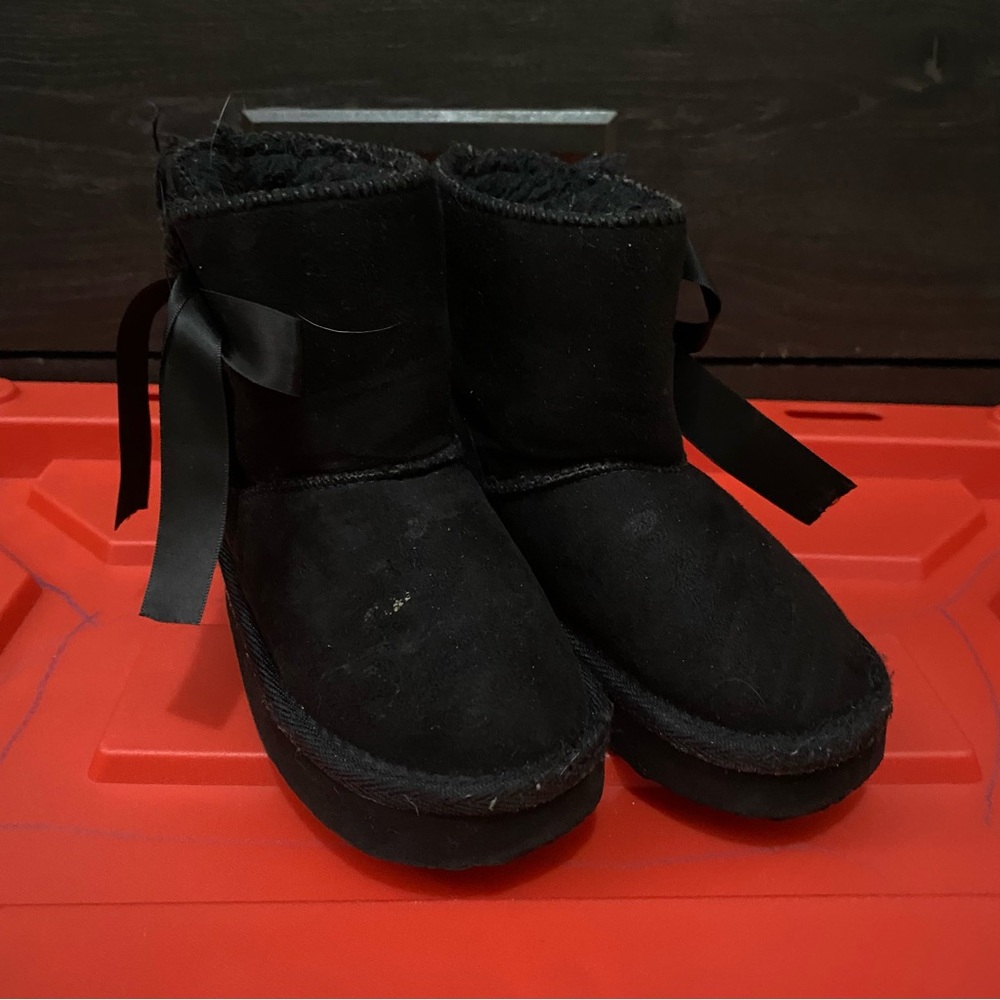 Kids Black Boots with Ribbon Detail